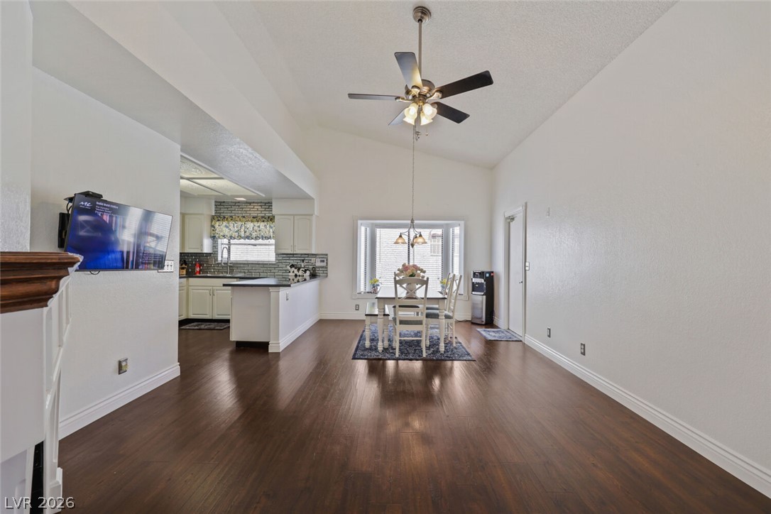 8039 Aspendale Drive Las Vegas NV 89123