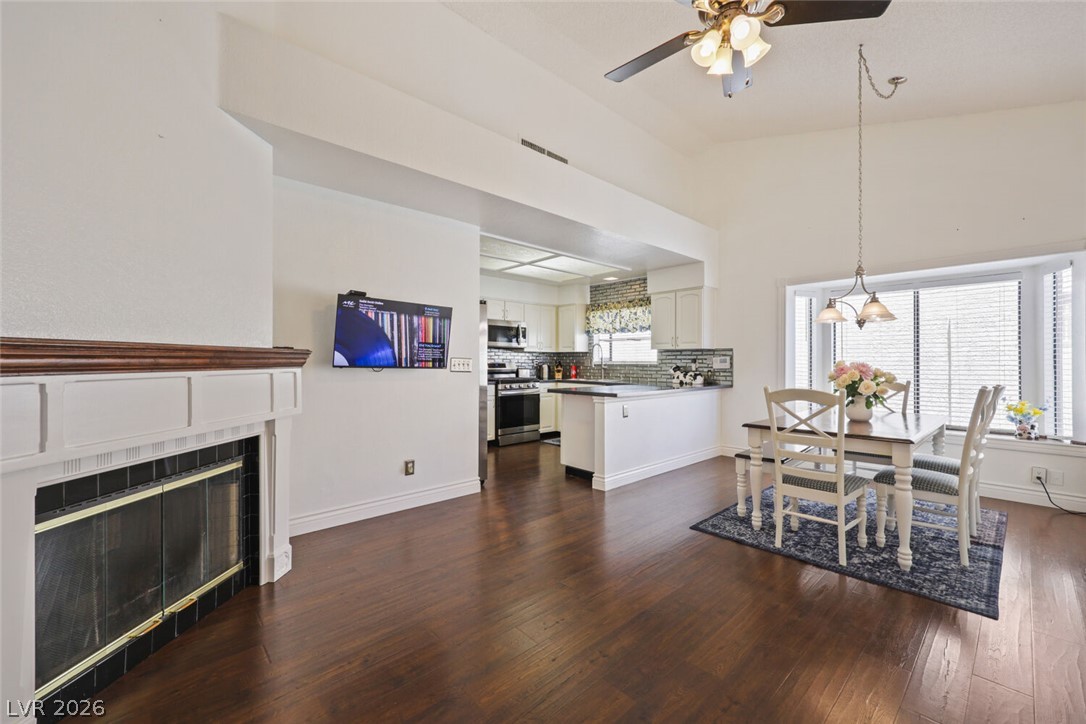 8039 Aspendale Drive Las Vegas NV 89123