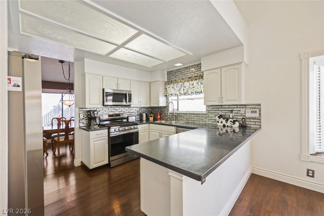 8039 Aspendale Drive Las Vegas NV 89123