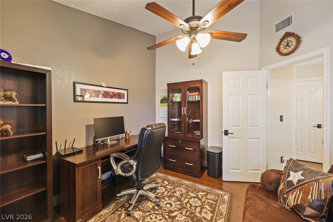 8039 Aspendale Drive Las Vegas NV 89123