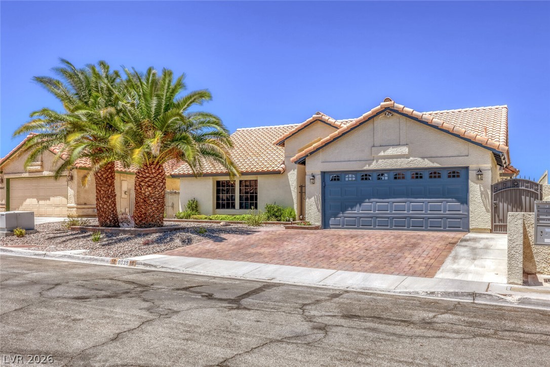 8039 Aspendale Drive Las Vegas NV 89123