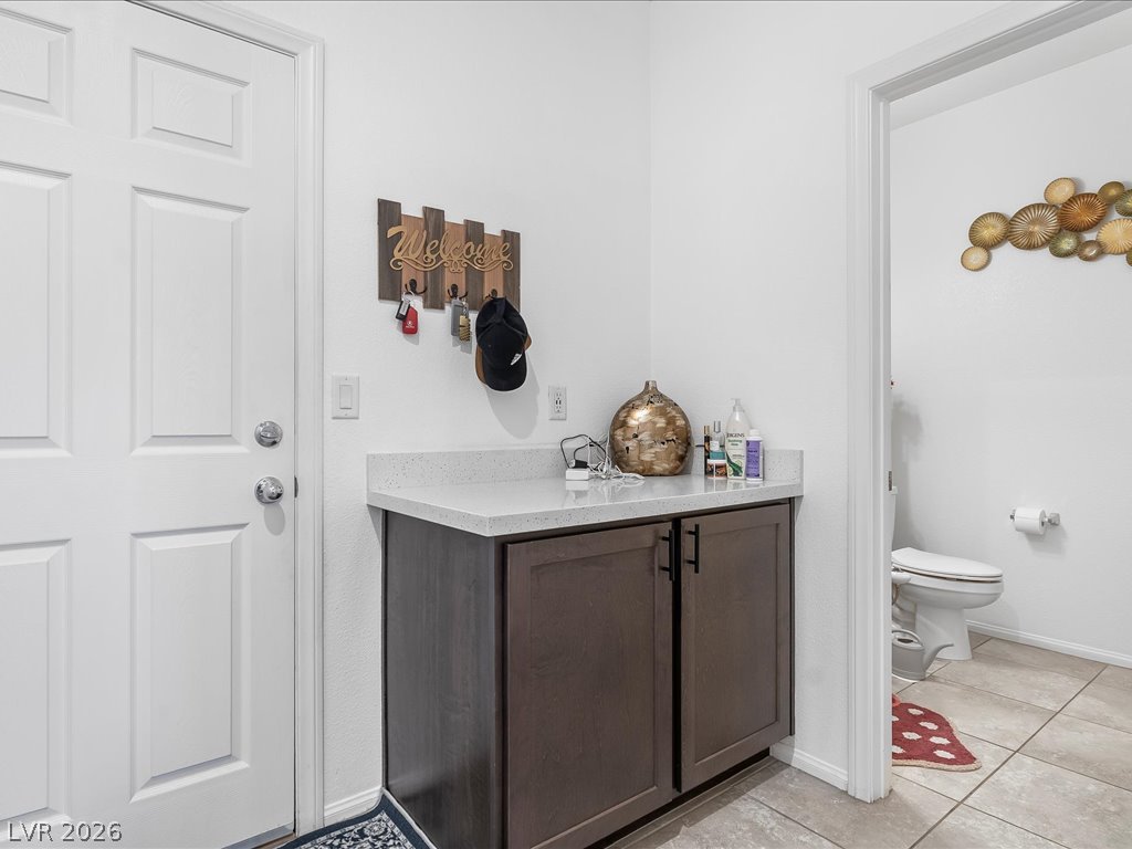 6082 Rose Springs Avenue Las Vegas NV 89130