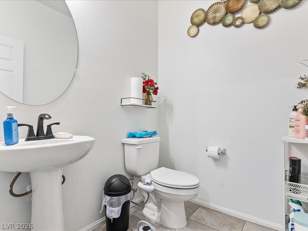 6082 Rose Springs Avenue Las Vegas NV 89130