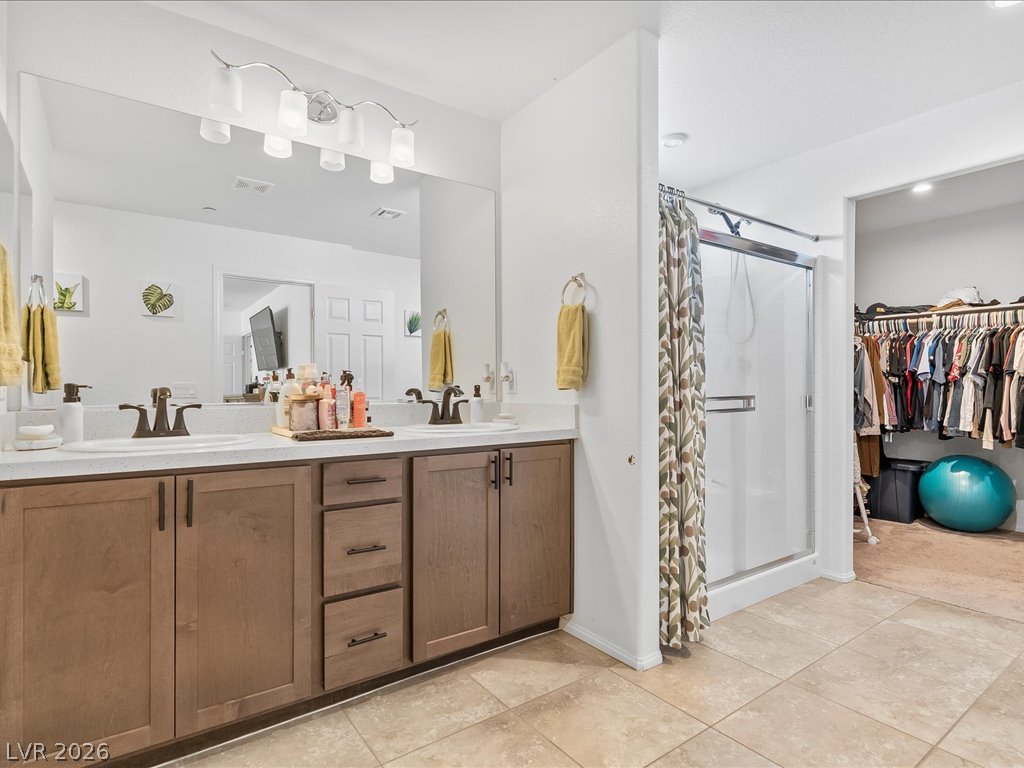 6082 Rose Springs Avenue Las Vegas NV 89130