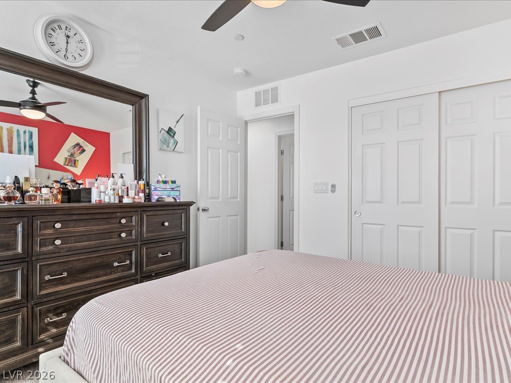 6082 Rose Springs Avenue Las Vegas NV 89130