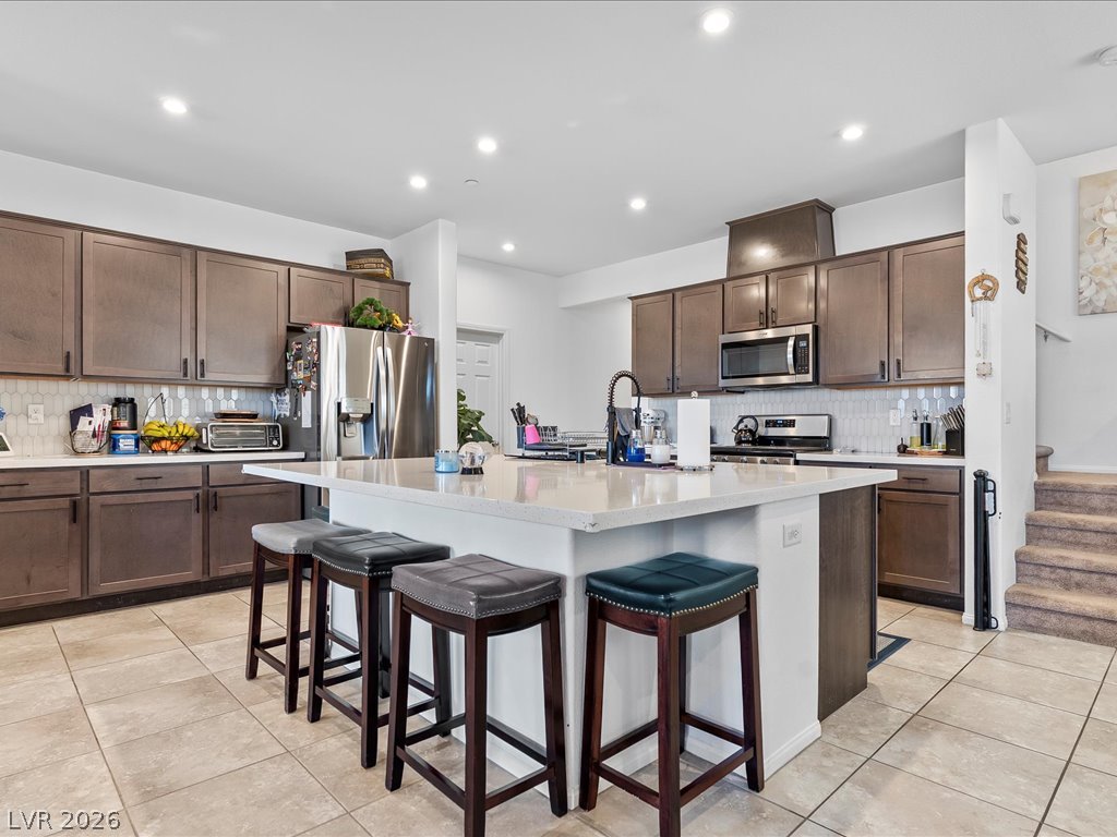 6082 Rose Springs Avenue Las Vegas NV 89130