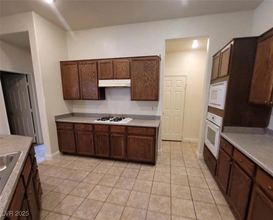 8240 Aurora Peak Avenue Las Vegas NV 89131