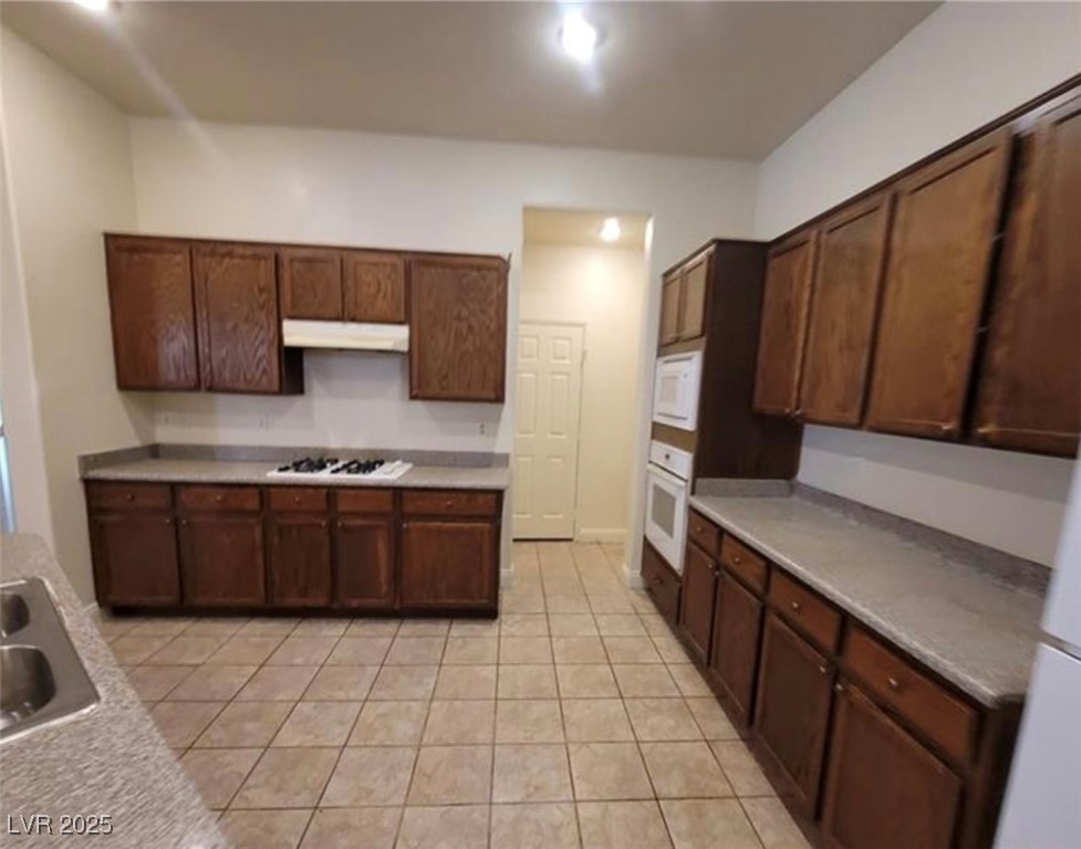 8240 Aurora Peak Avenue Las Vegas NV 89131