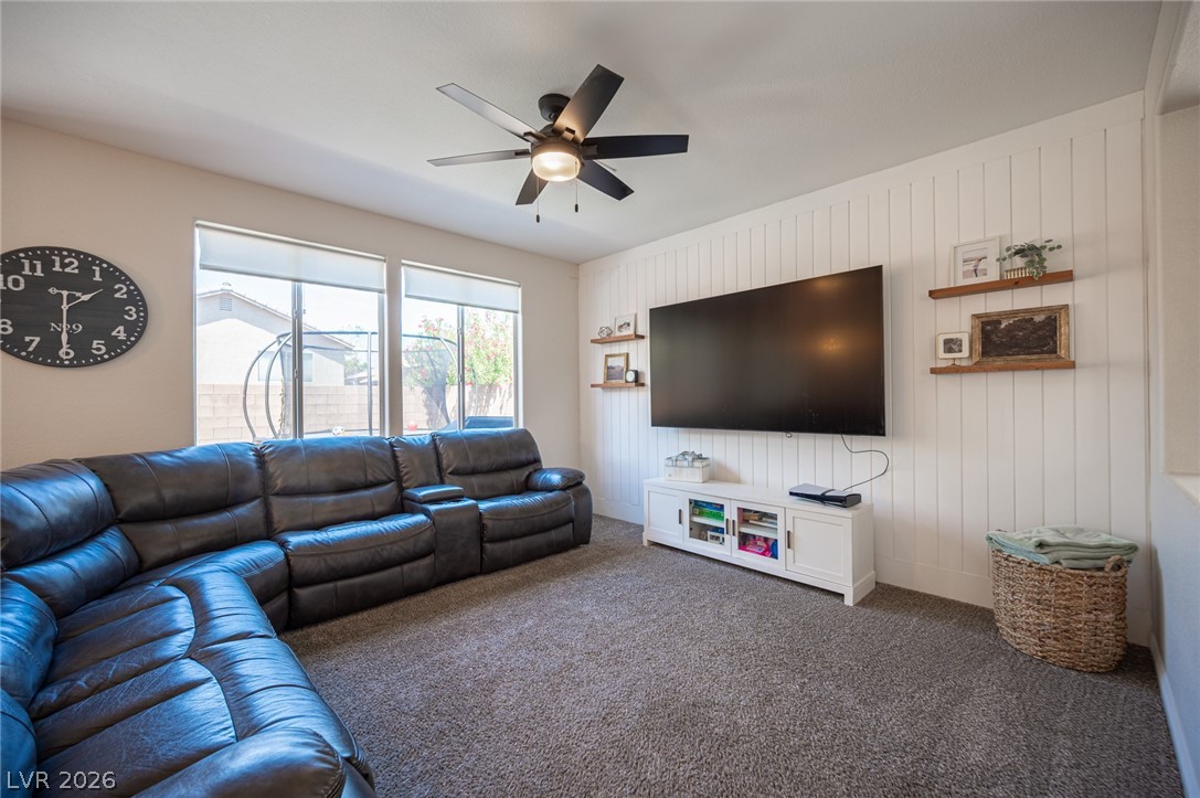 10646 Streamside Avenue Las Vegas NV 89129