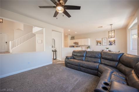 10646 Streamside Avenue Las Vegas NV 89129