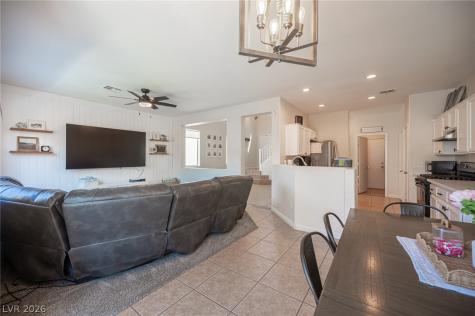 10646 Streamside Avenue Las Vegas NV 89129
