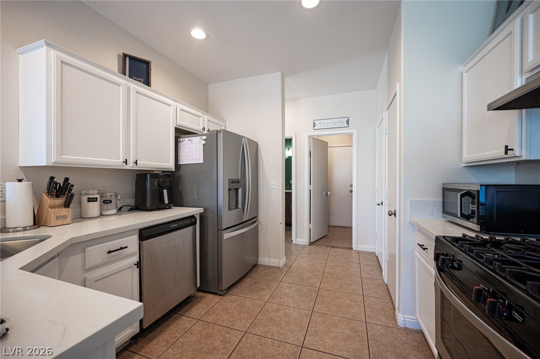 10646 Streamside Avenue Las Vegas NV 89129