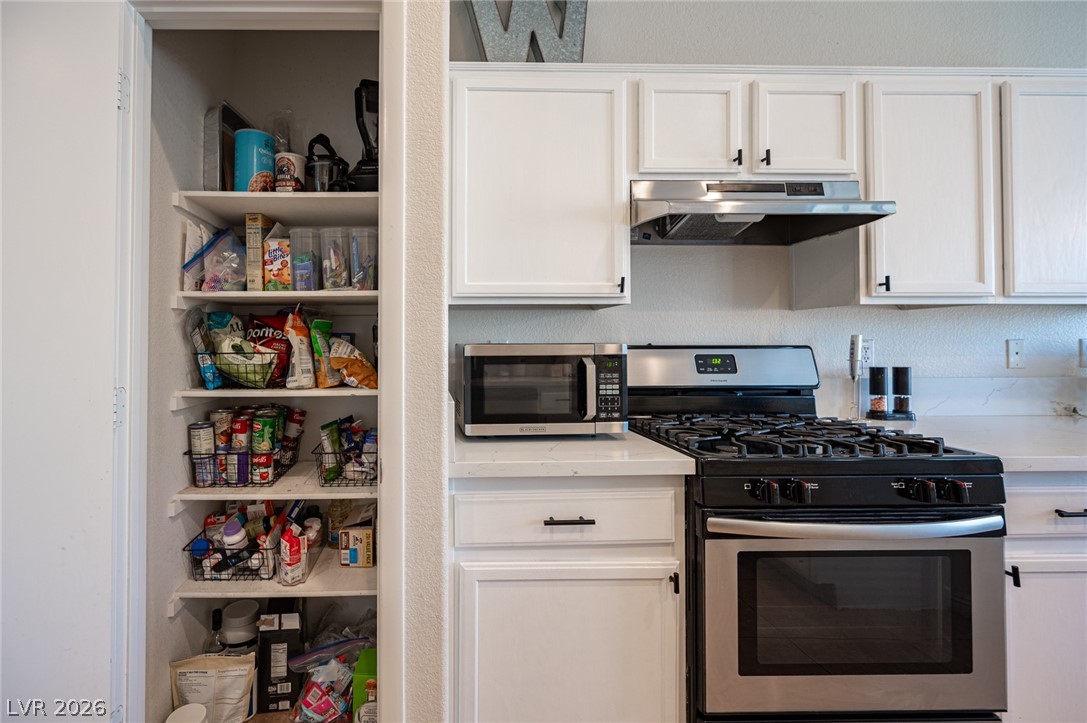 10646 Streamside Avenue Las Vegas NV 89129