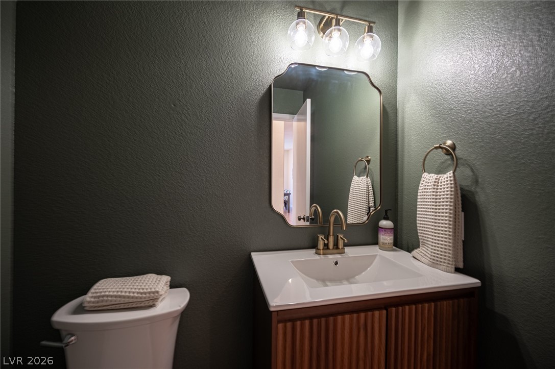 10646 Streamside Avenue Las Vegas NV 89129