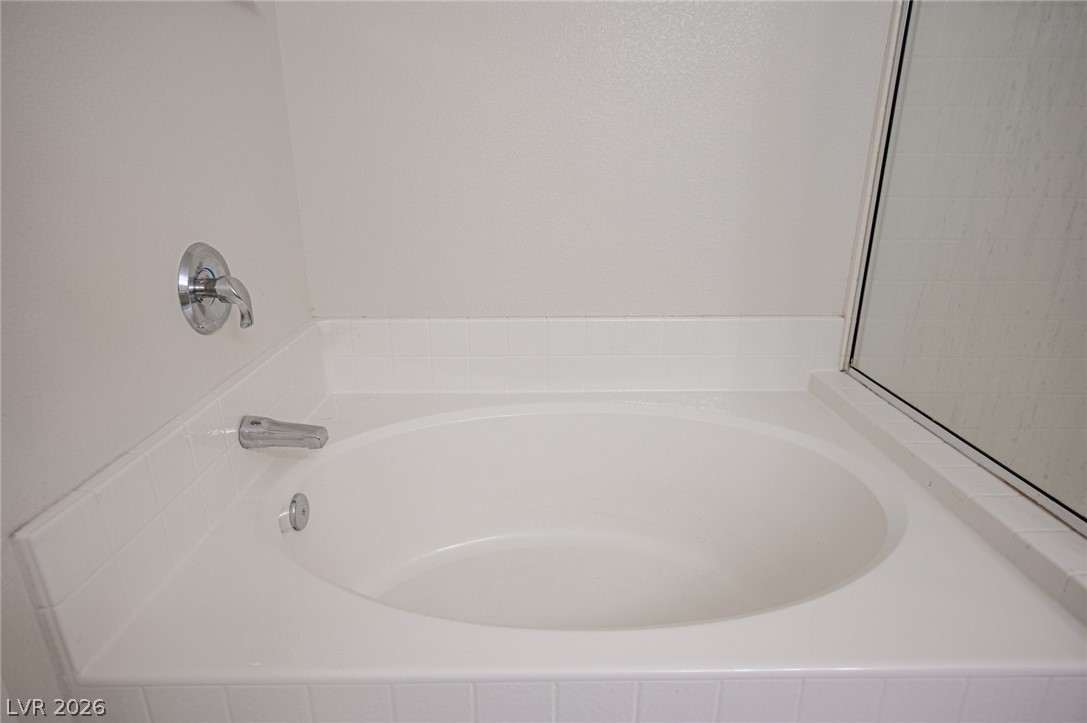 10646 Streamside Avenue Las Vegas NV 89129