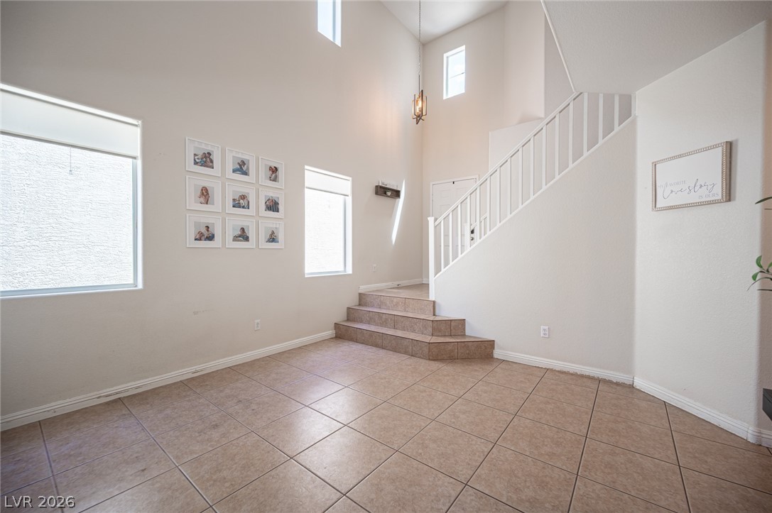 10646 Streamside Avenue Las Vegas NV 89129
