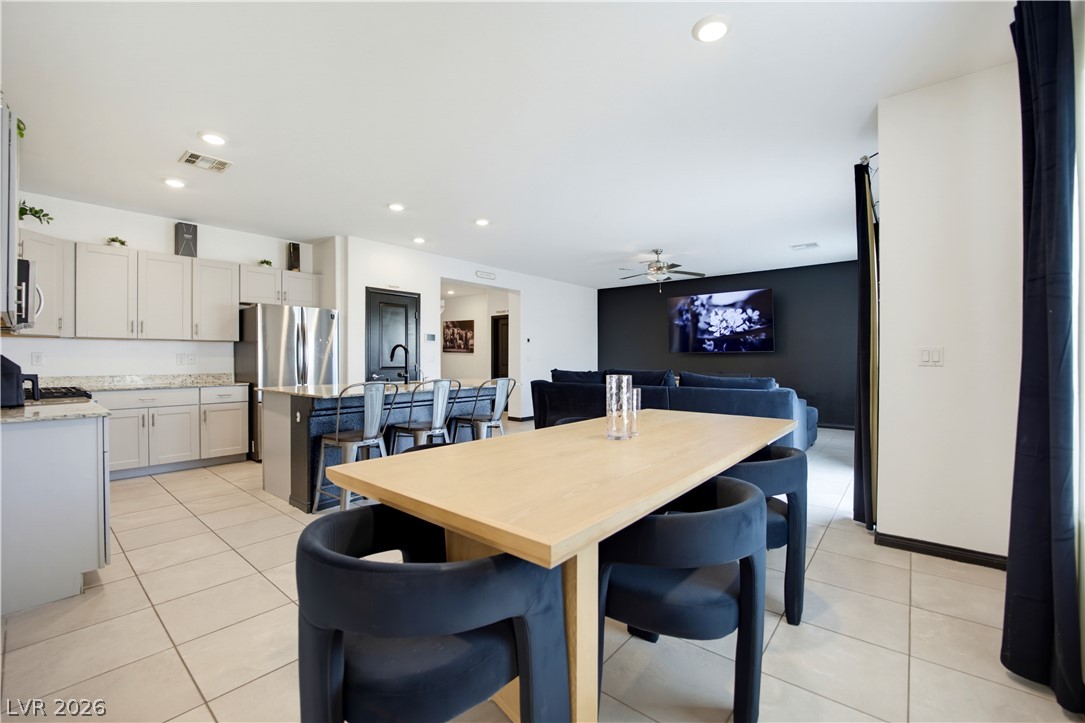 942 Twincrest Avenue North Las Vegas NV 89032