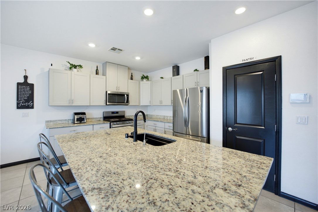 942 Twincrest Avenue North Las Vegas NV 89032