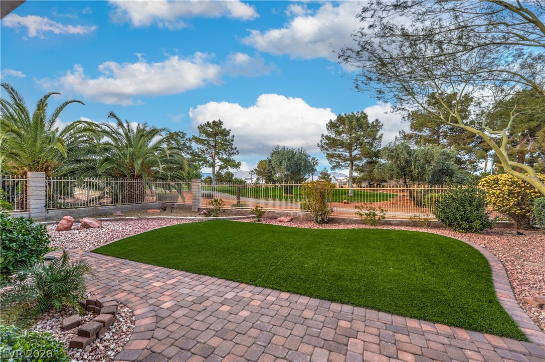 5300 Singing Hills Drive Las Vegas NV 89130