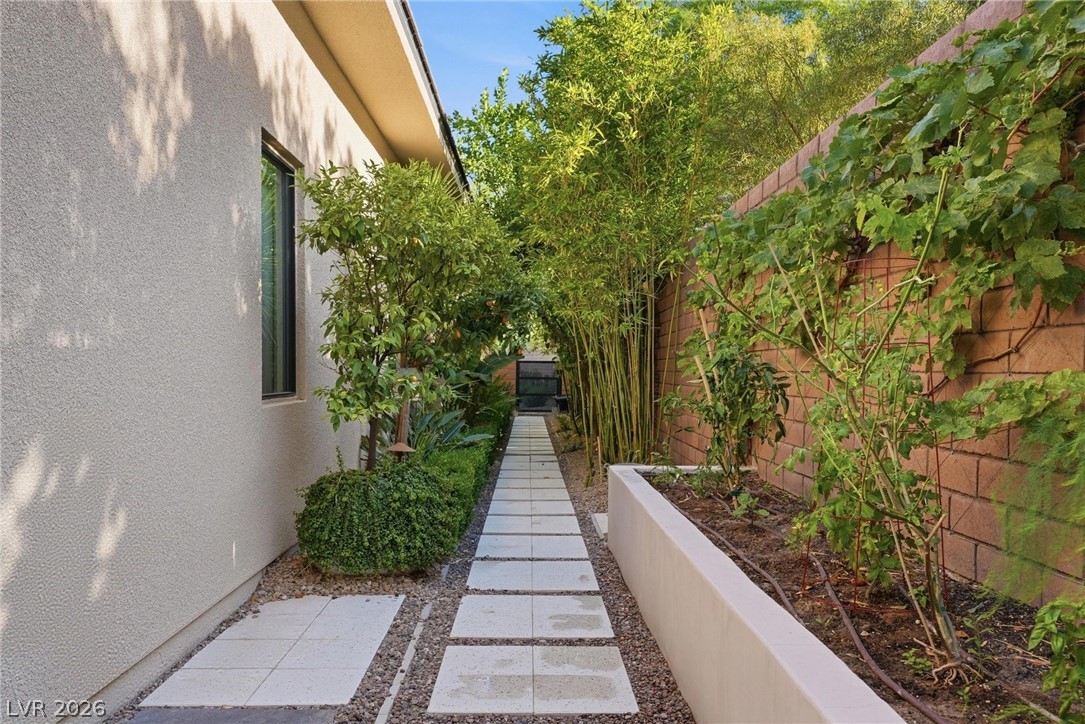 47 Moonfire Drive Las Vegas NV 89135