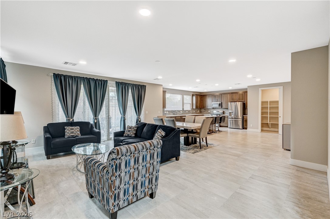 6853 Desert Finch Street North Las Vegas NV 89084