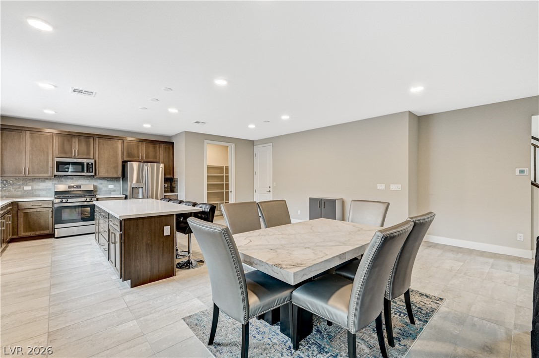 6853 Desert Finch Street North Las Vegas NV 89084