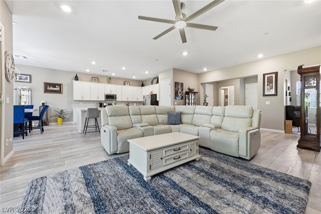 689 Corelli Cove Street Henderson NV 89011