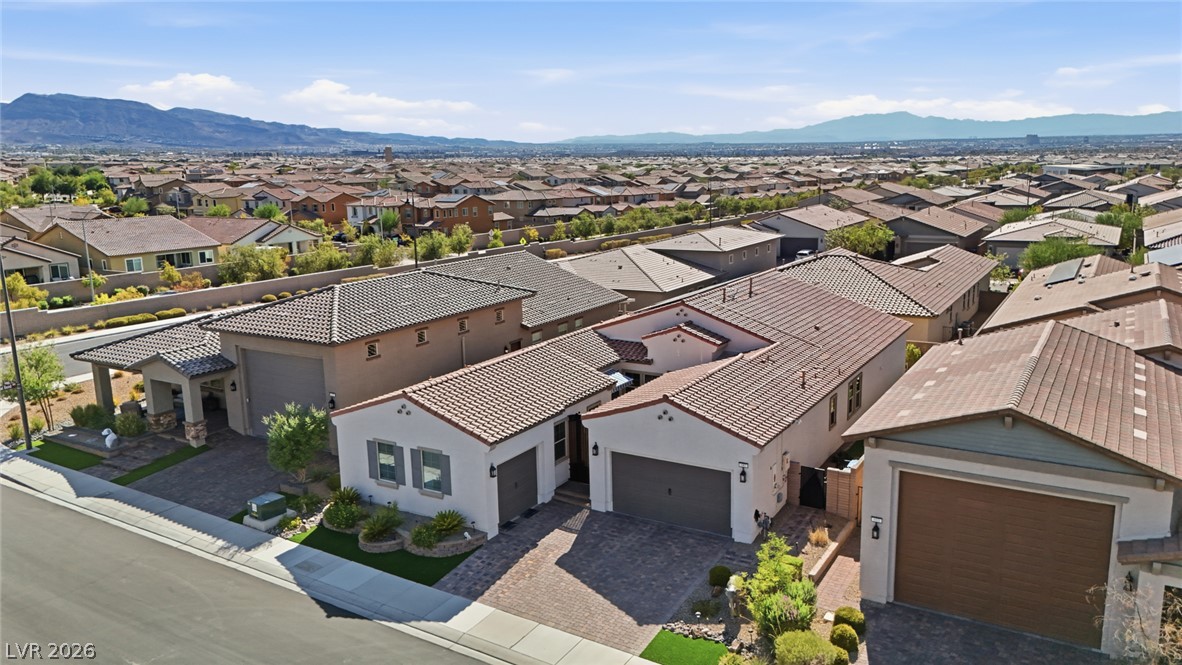 689 Corelli Cove Street Henderson NV 89011