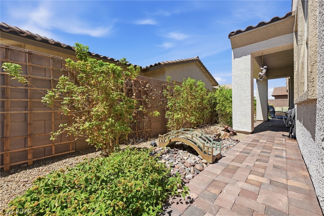 689 Corelli Cove Street Henderson NV 89011