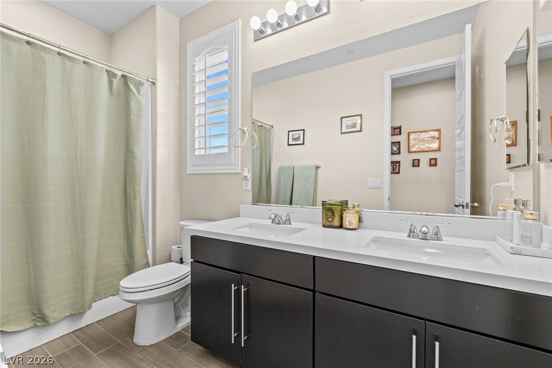 664 Sostenuto Street Henderson NV 89011