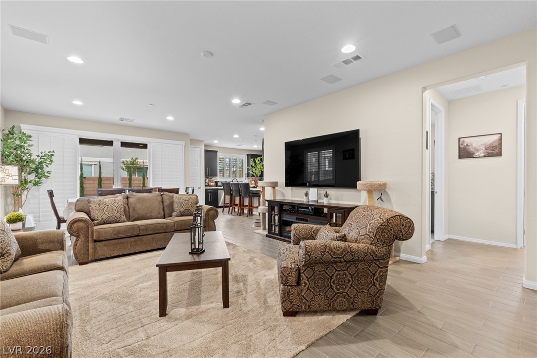 664 Sostenuto Street Henderson NV 89011