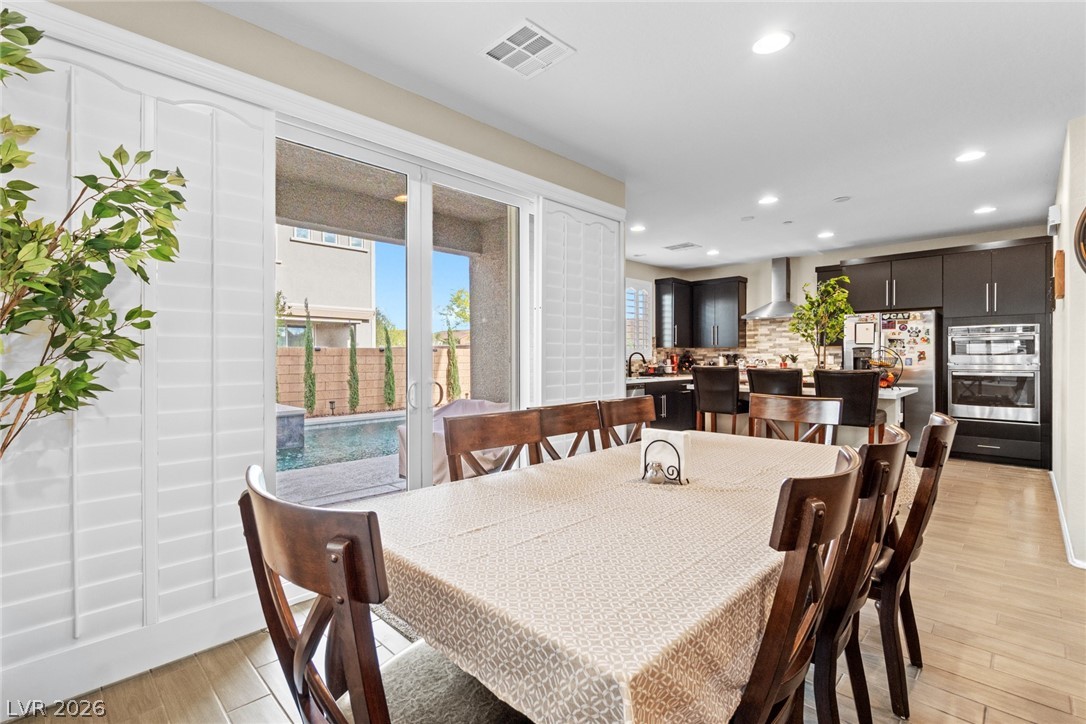 664 Sostenuto Street Henderson NV 89011