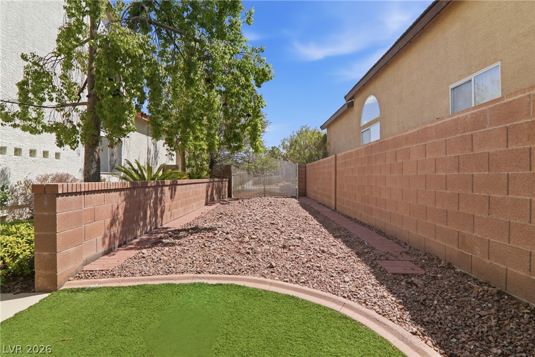 2218 Alanhurst Drive Henderson NV 89052