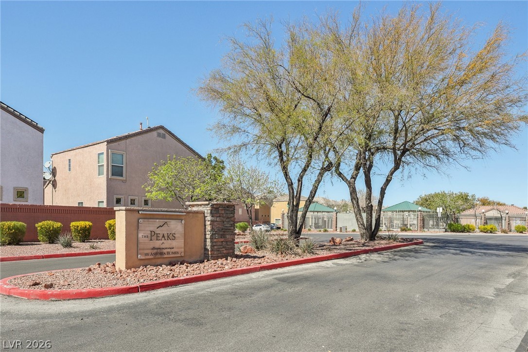 6539 Netherseal Avenue Las Vegas NV 89139