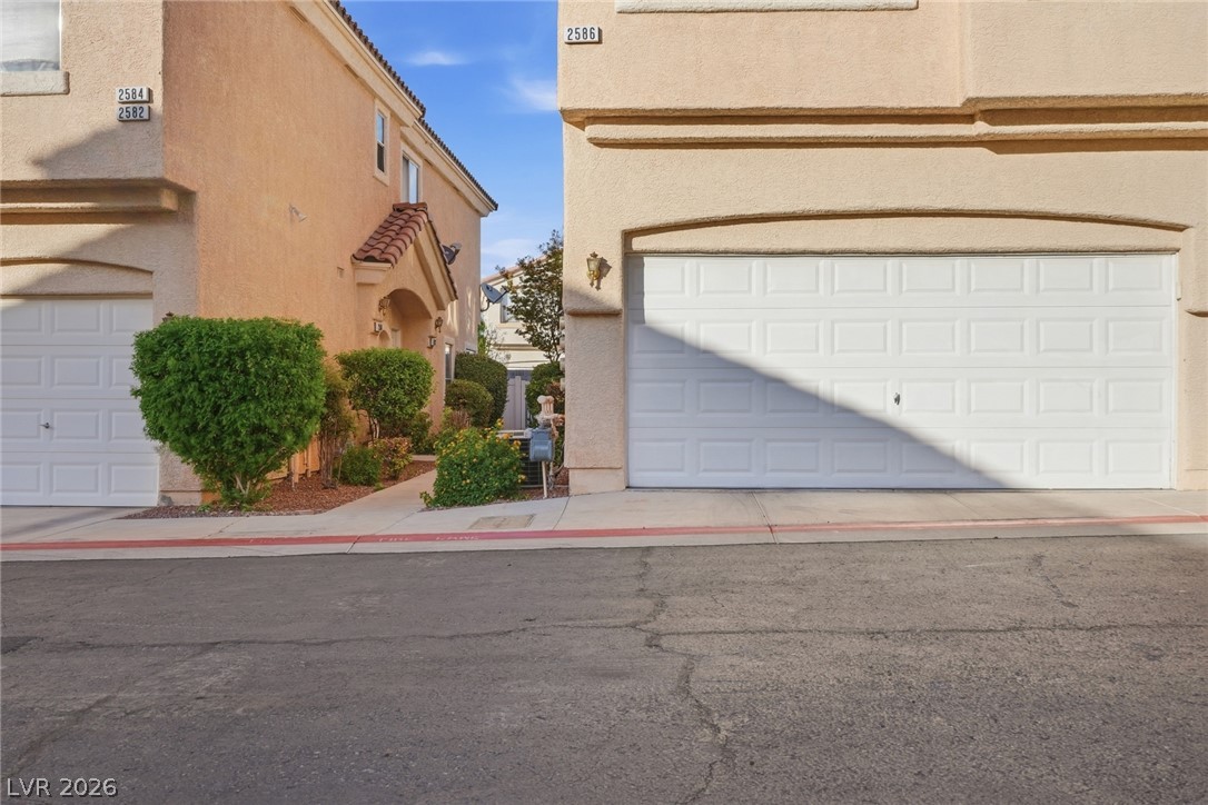 2586 Velez Valley Way Henderson NV 89002