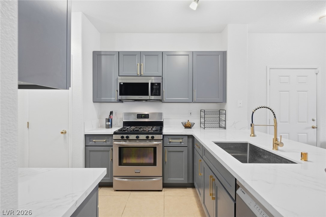 2586 Velez Valley Way Henderson NV 89002