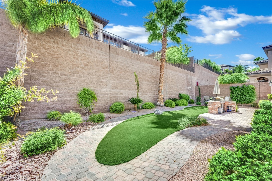 2736 Liberation Drive Henderson NV 89044