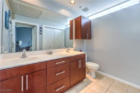 223 Tower Street Las Vegas NV 89101