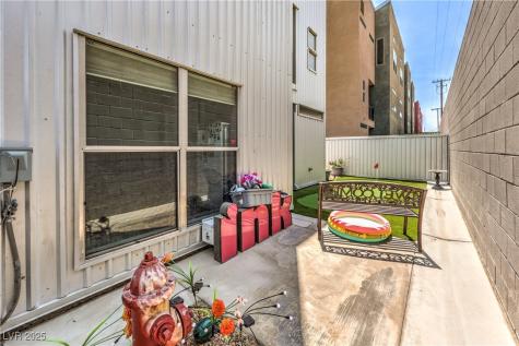 223 Tower Street Las Vegas NV 89101
