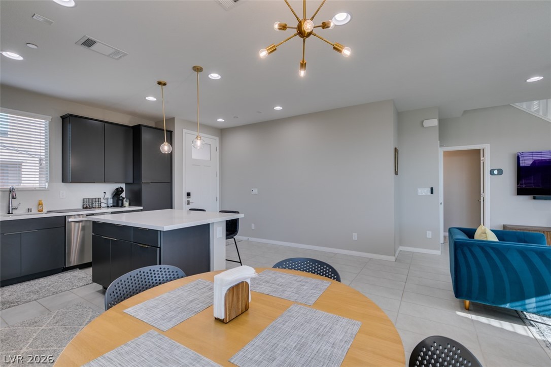 642 Solar Citrine Street Las Vegas NV 89138