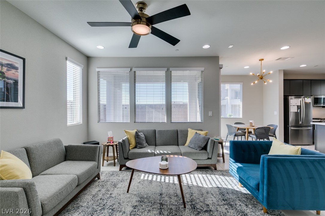 642 Solar Citrine Street Las Vegas NV 89138