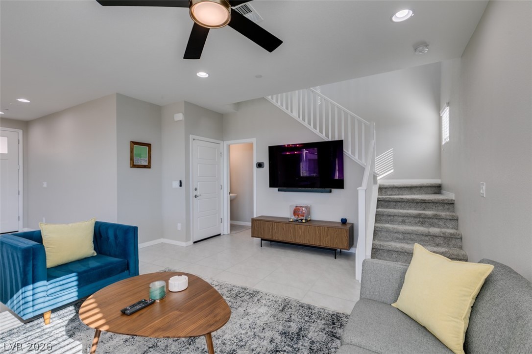642 Solar Citrine Street Las Vegas NV 89138