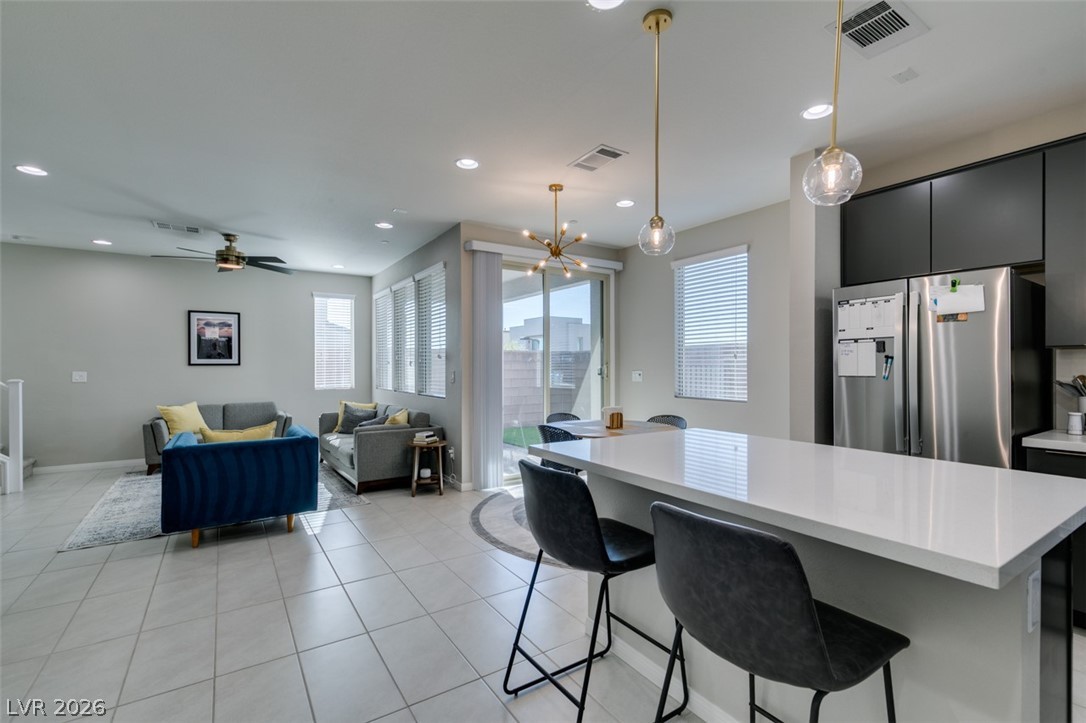 642 Solar Citrine Street Las Vegas NV 89138