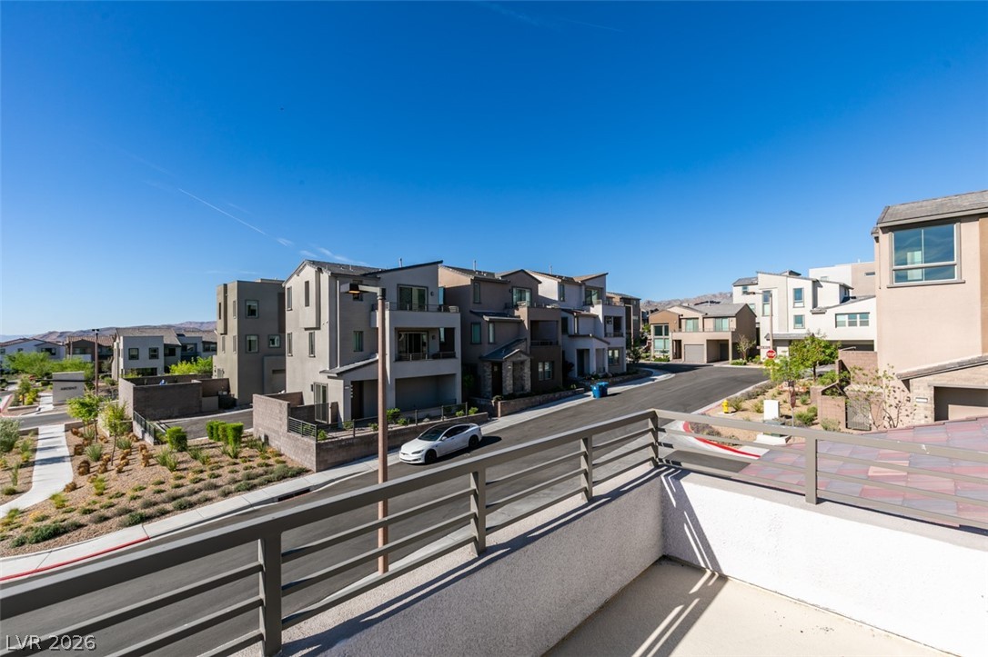 642 Solar Citrine Street Las Vegas NV 89138
