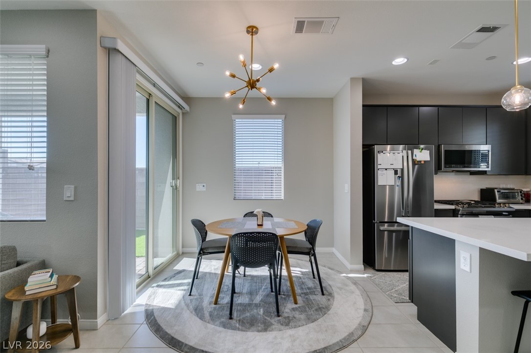 642 Solar Citrine Street Las Vegas NV 89138
