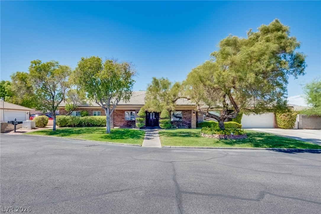 8885 Hickam Avenue Las Vegas NV 89129