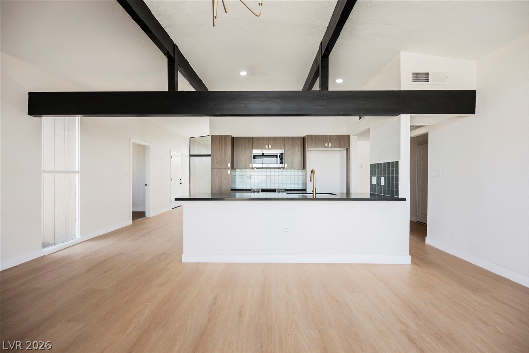 2732 Castle Street North Las Vegas NV 89030