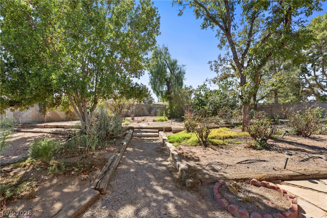 5601 Paseo Recallo Court Las Vegas NV 89108