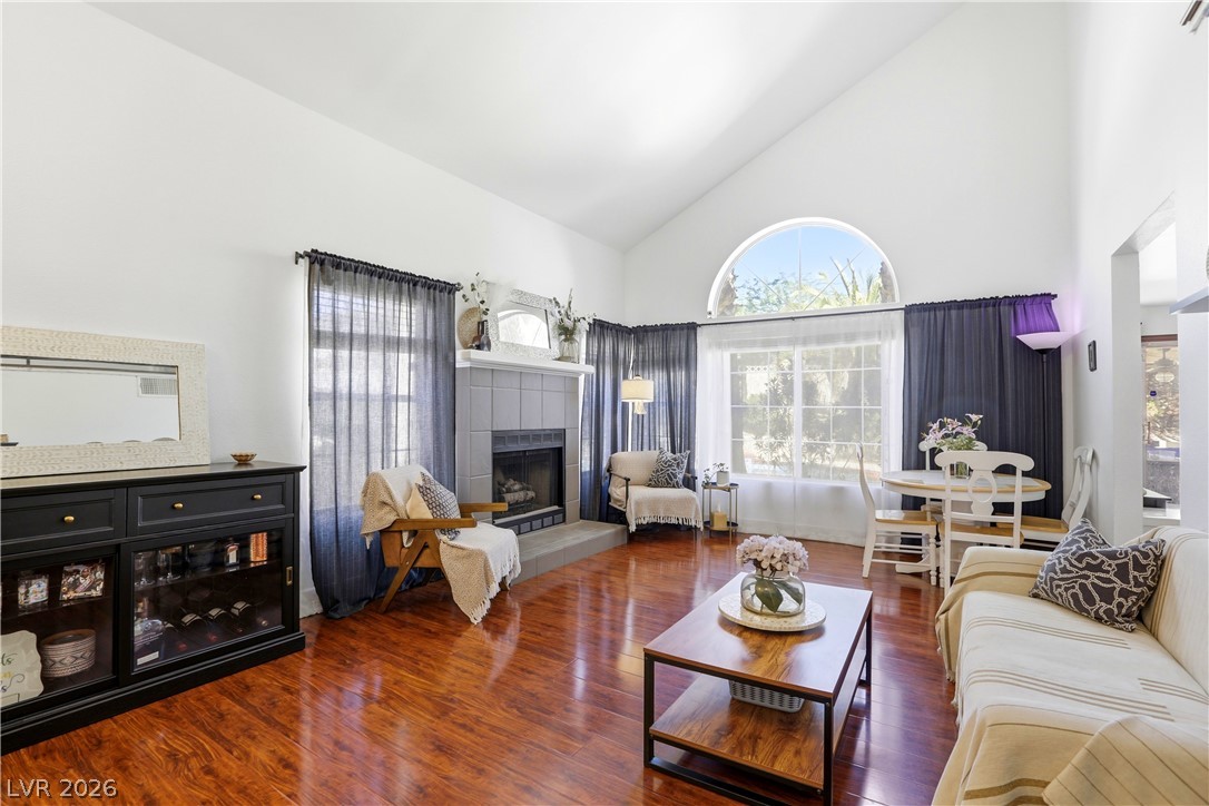 432 Capertino Street Las Vegas NV 89145