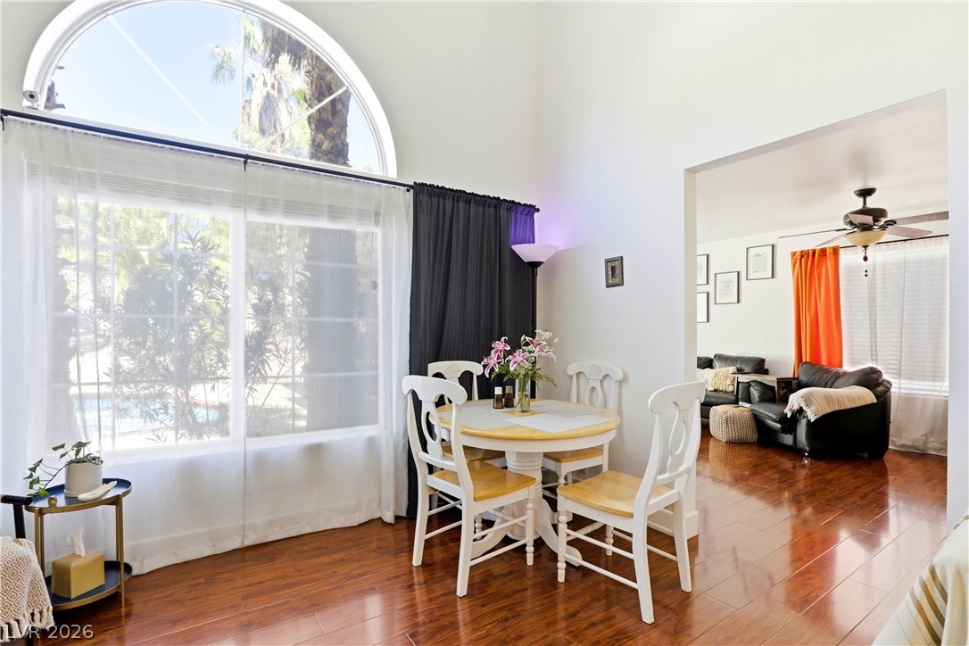 432 Capertino Street Las Vegas NV 89145